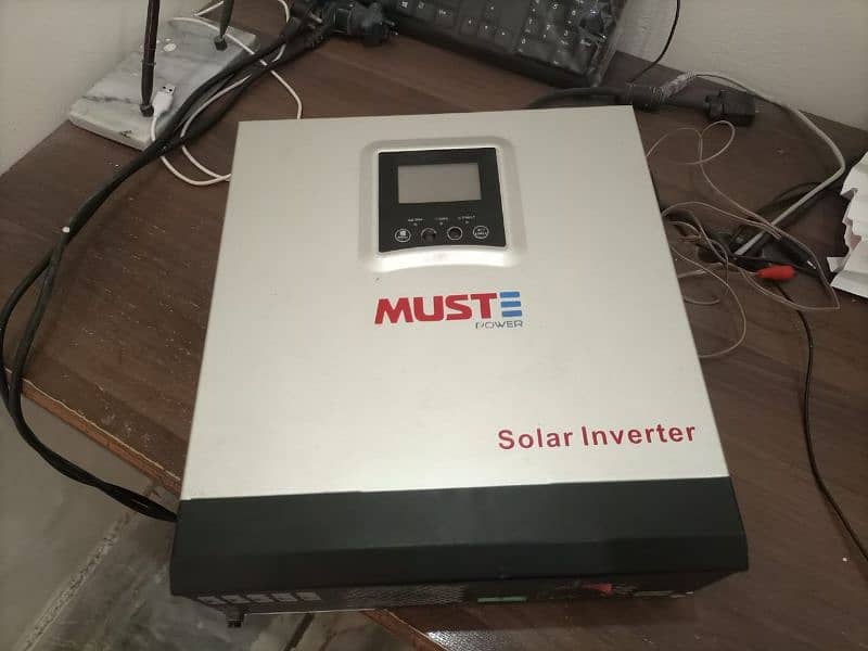 3.2 kw soler inverter For sell good conditions 10/10 ok 4