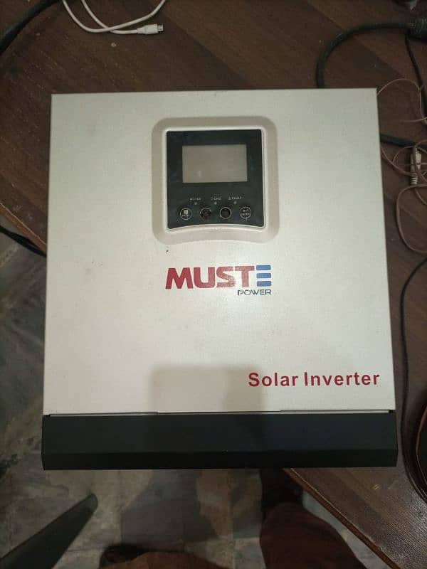 3.2 kw soler inverter For sell good conditions 10/10 ok 5