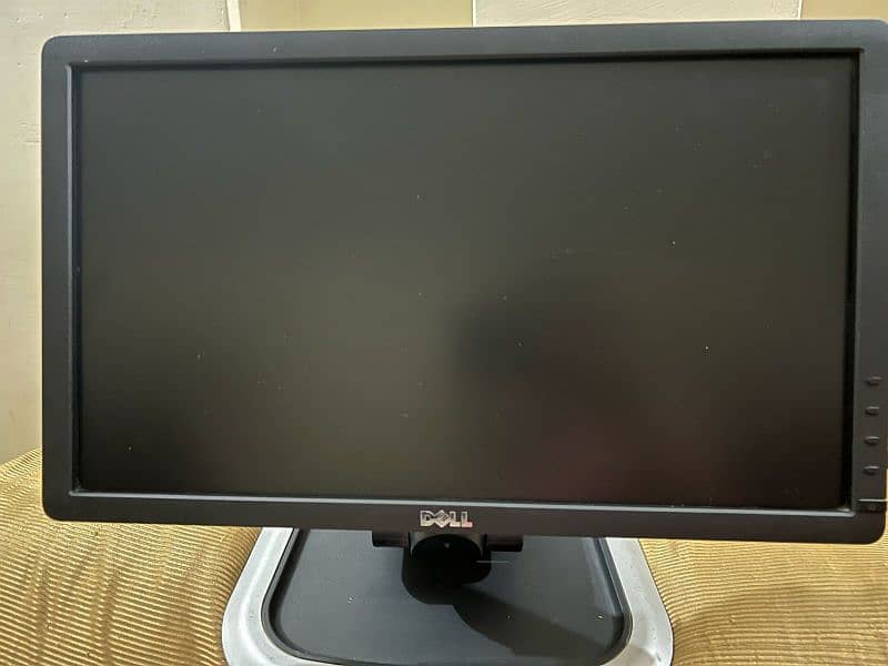 Dell LCD is available for sale 1