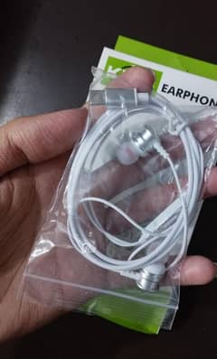 stylish white wired earphone