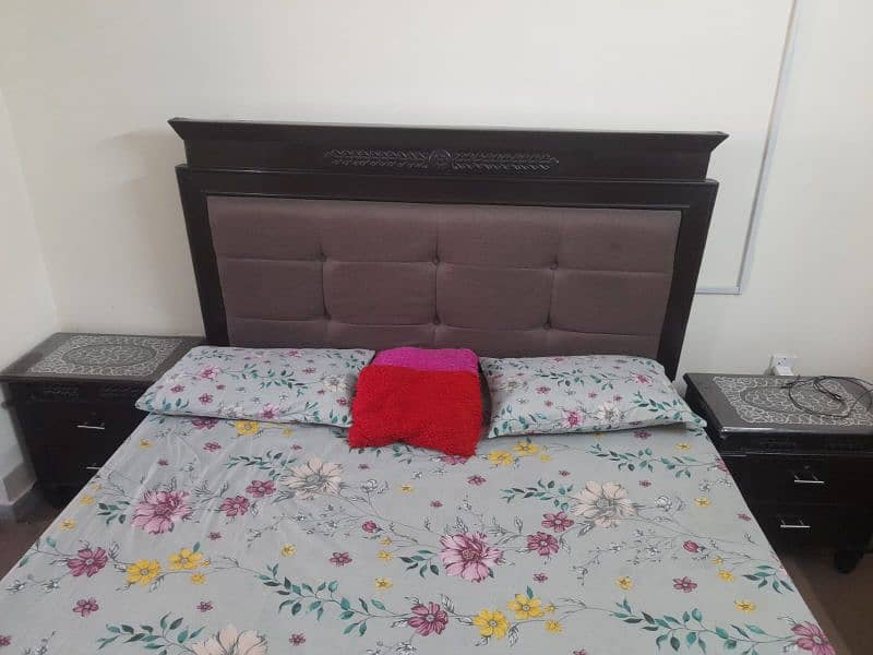 solid wood with new spring matrss 1