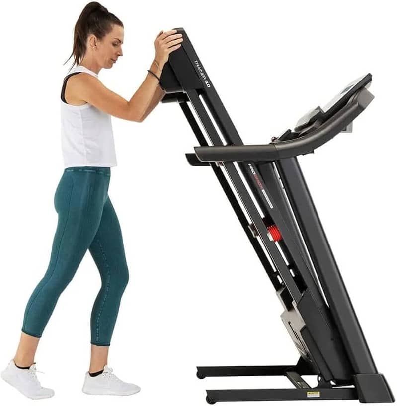Pro form 8.0 treadmill fitness machine & gym equipments. 2