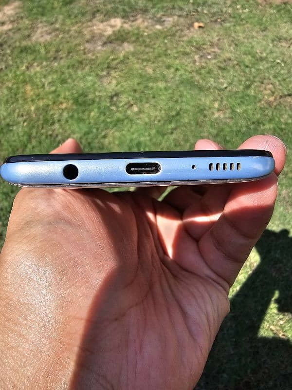 Samsung A50 PTA 4/128 6