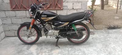 YAMAHA YB125z