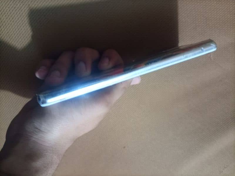 Aquos r2 4/64 best for PUBG 9/10 condition 1