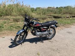 Honda CG 125,2011 model for sale in way can’t