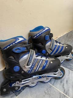 Roller skating shoes