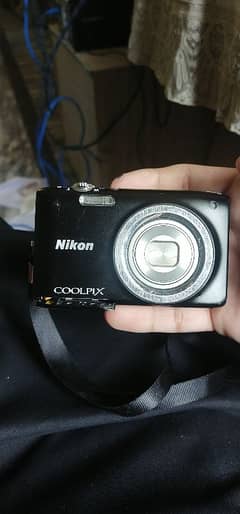 Nikon Coolpix s2700