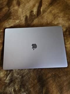 MacBook Pro 2019 16”