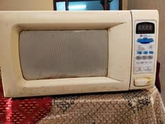 Microwave Oven