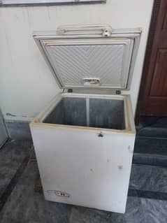 Waves small Single door deep freezer for sale in Lahore