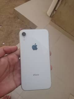 iphone xr 64 GB