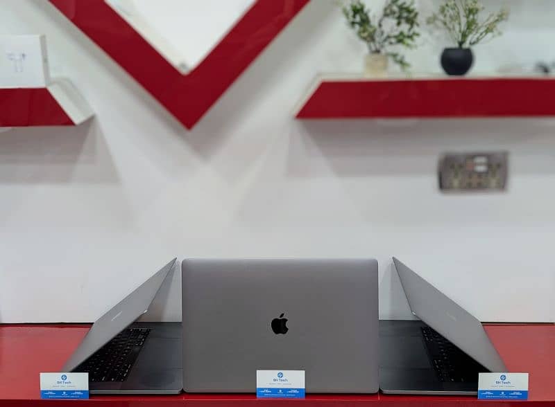 Apple Macbook Pro 2019 Core i9 16GB Ram 1TB Flash Storage 1