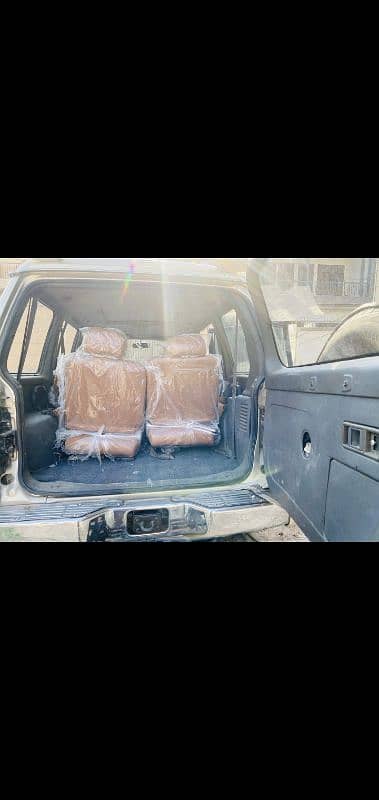 Mitsubishi Pajero 1993 9