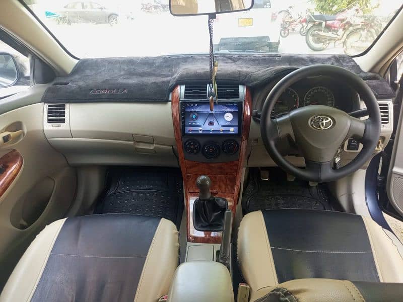Toyota Corolla GLI 2010 9
