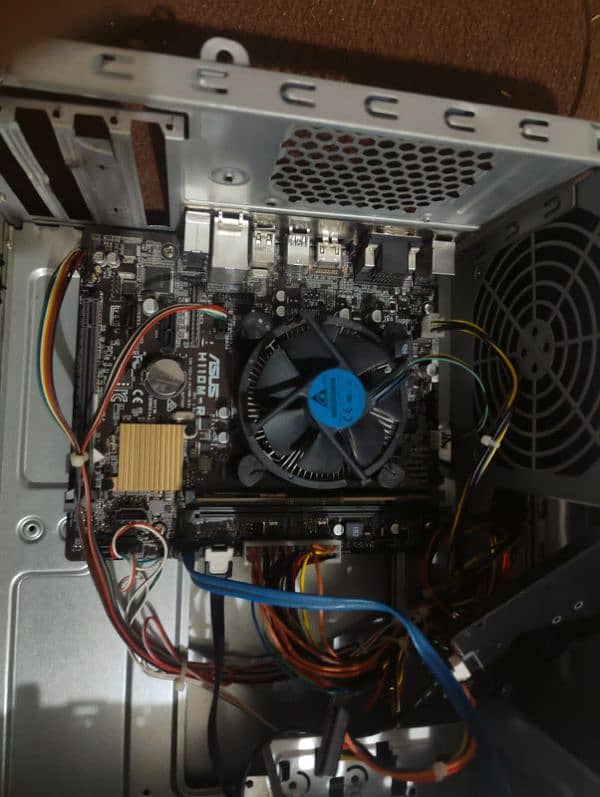 Urgent sale Core i5 6th generation 0