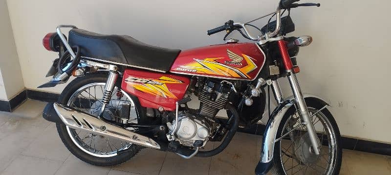 Honda 125 2020-21 In Excellent condition is for sale 1
