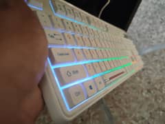 Gaming keyboard with RGB lights 10/10 condition brand new condition