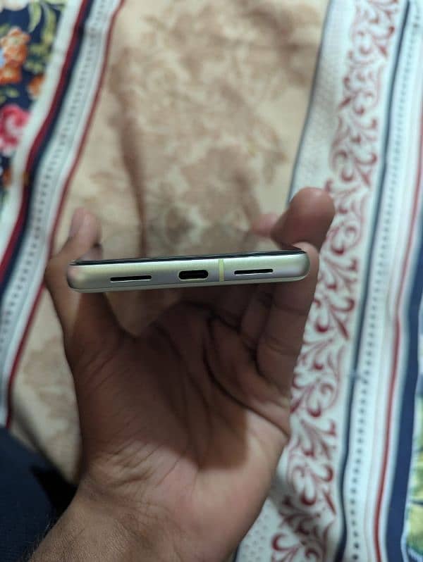 Google pixel 7 1