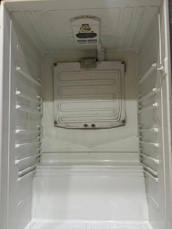 Dawlance fridge in sale 2