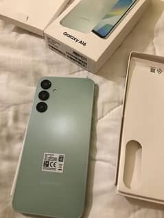 Samsung A16 box opened