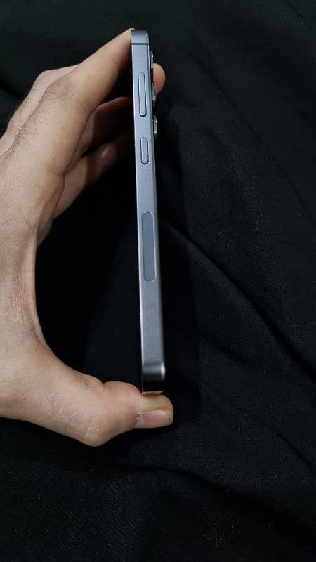 Samsung S24 - Imported - Almost New - Non PTA 3