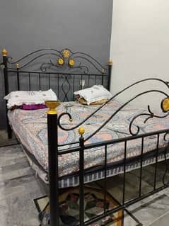 king size bed for sale