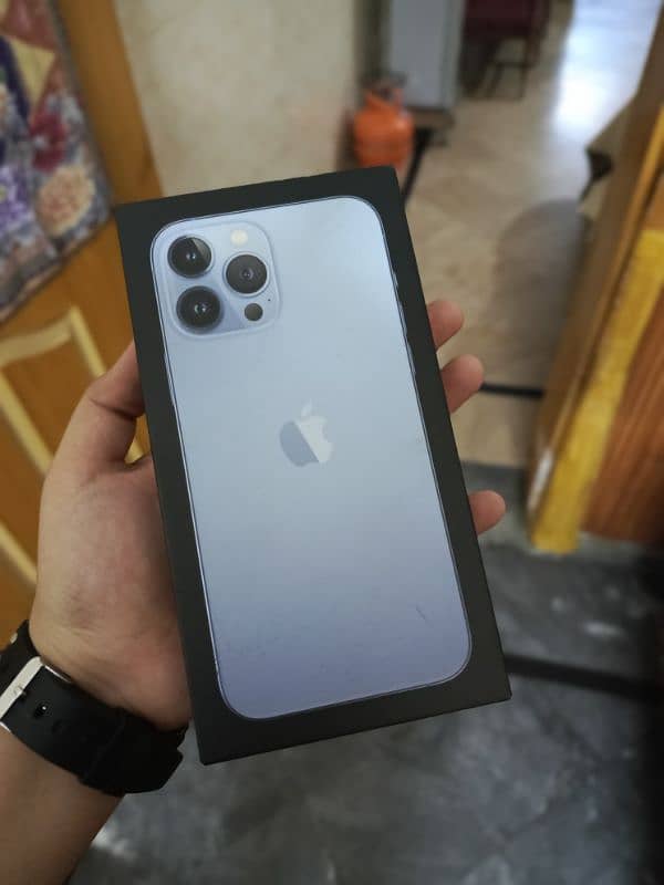 Iphone 13 pro max Non PTA/Factory Unlock 5