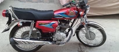 Honda 125 total genuine neat and clean