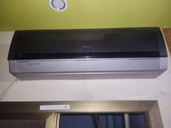 Gree inverter AC 1 ton