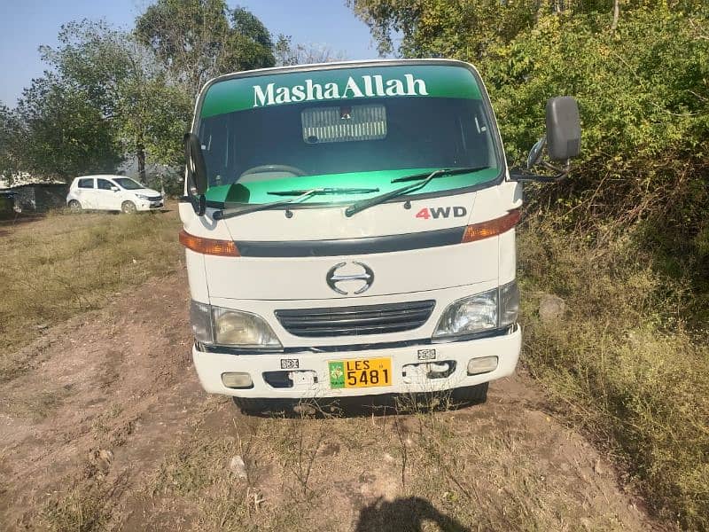 japni. Mazda 5000cc. 4x4 1