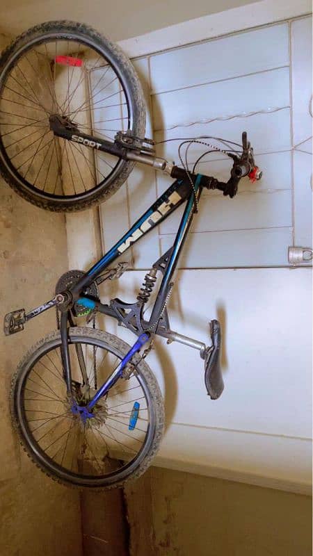 sport bicycle the colour is blue|| 1st owner name is Muhammad khan 0