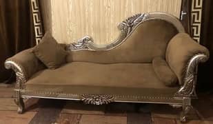 Dewan Sofa