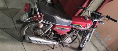 Honda 125 CG125 2017 condition 10/10 one handed for sale