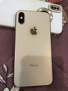 IPhone XS 64 GB in good Condition