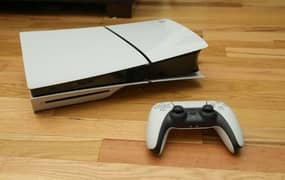 PS5 Slim Disc Edition 1 TB.   10/9 Condition.