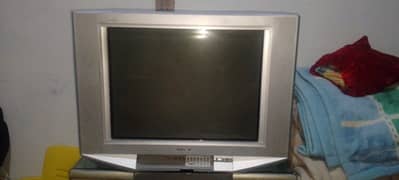 SONY TV FOR SALE IN GOOD CONDITION