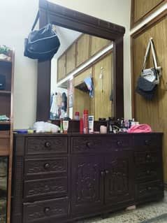 Dressing table for Sale