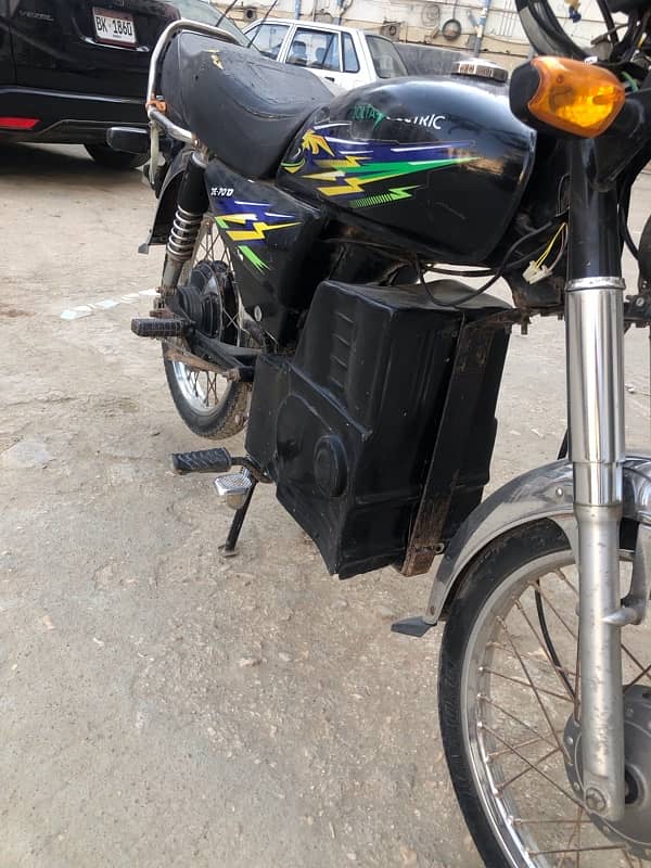 JOLTA ELECTRIC WITH SMART LITHIUM BATTERY BLUETOOTH CONTACT 6