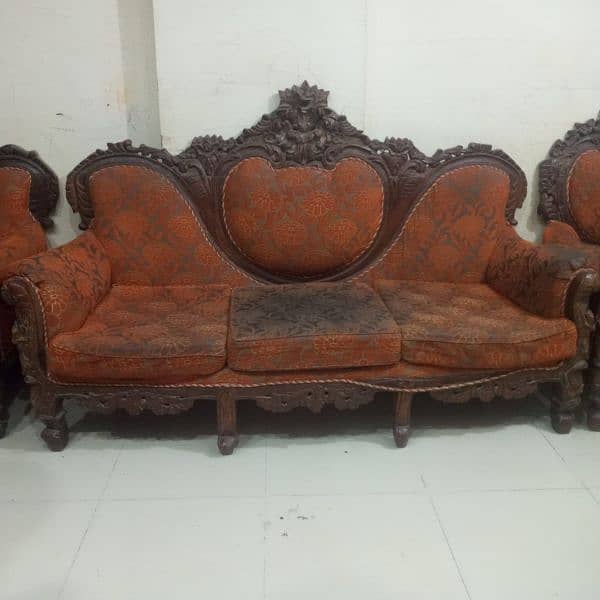 Sofa set 0