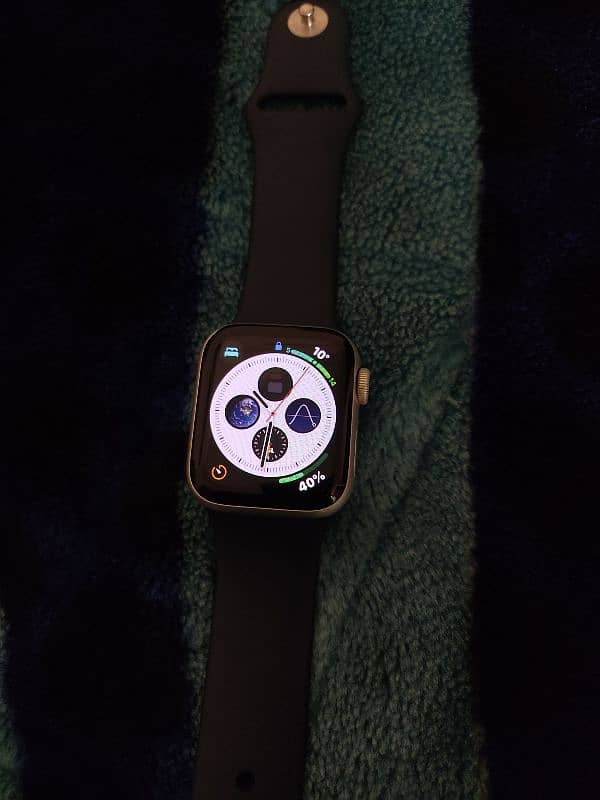 Apple Watch SE 0