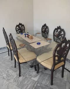 dinning table with 6 chairs