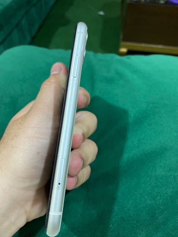 IPhone 11 NON PTA / JV NAHI HA | 64GB 92% 10/10 condition 0