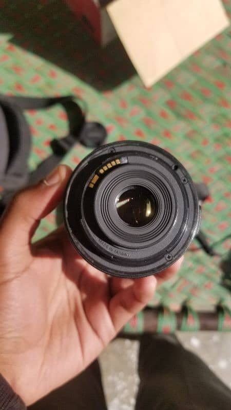 Canon 1300d 18-55mm lens plus 32 GB Card plus Camera Bag 1