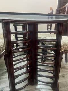 Premium Quality Pure Wood 6-Seater Dining Table – Lightly Used