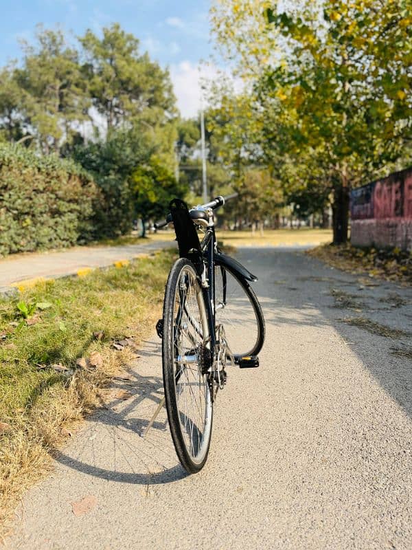Premium Japanese Imported Bicycle – Like New! 8