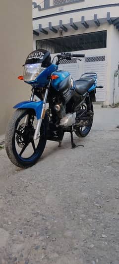 YBR 125 YAMAHA