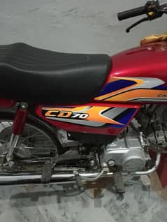 Honda CD 70 2025