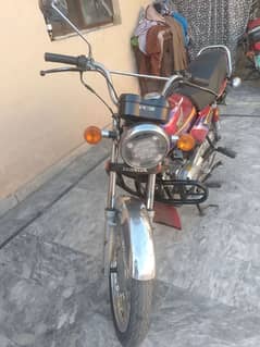 Honda pridor 100 CC bike