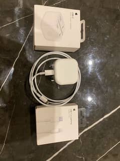 iphone original UK Plug charger and cable